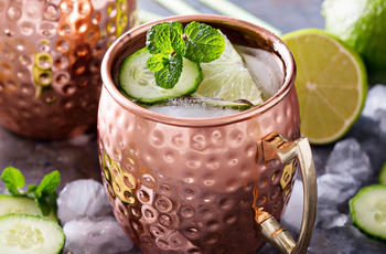 moscow-mule-in-copper-mug-with-lime-garnish
