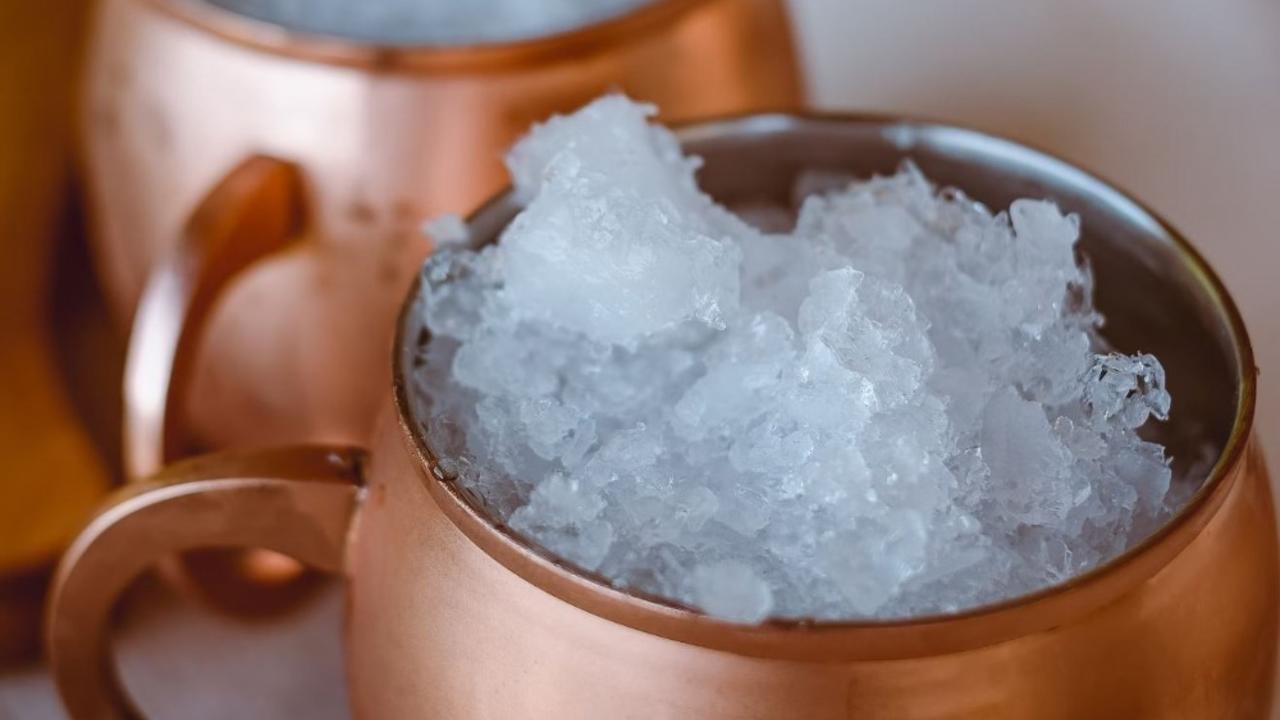 How To Crush Ice At Home: 3 Easy Methods