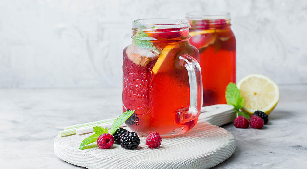summer drinks in mason jars